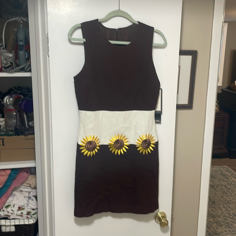 Tabloid Sunflower dress